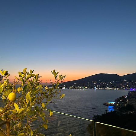 Asi Rooftop Hotel Sarandë Buitenkant foto